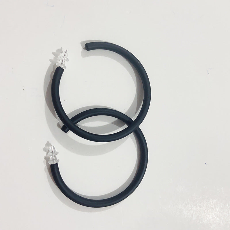 Wholesale Large hoop earrings C shape